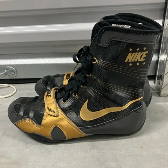 Nike HyperKO Men's Boxing Shoes Black/Gold size 12 pre owned Authentic - Picture 2 of 9